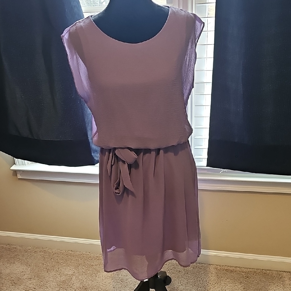 Chic Lavender Midi Dress with Belt